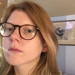 Meet your Posher, Becca